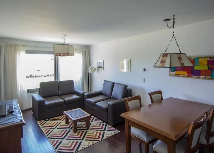 Hermoso Departamento Frente Al Lago Con Piscina