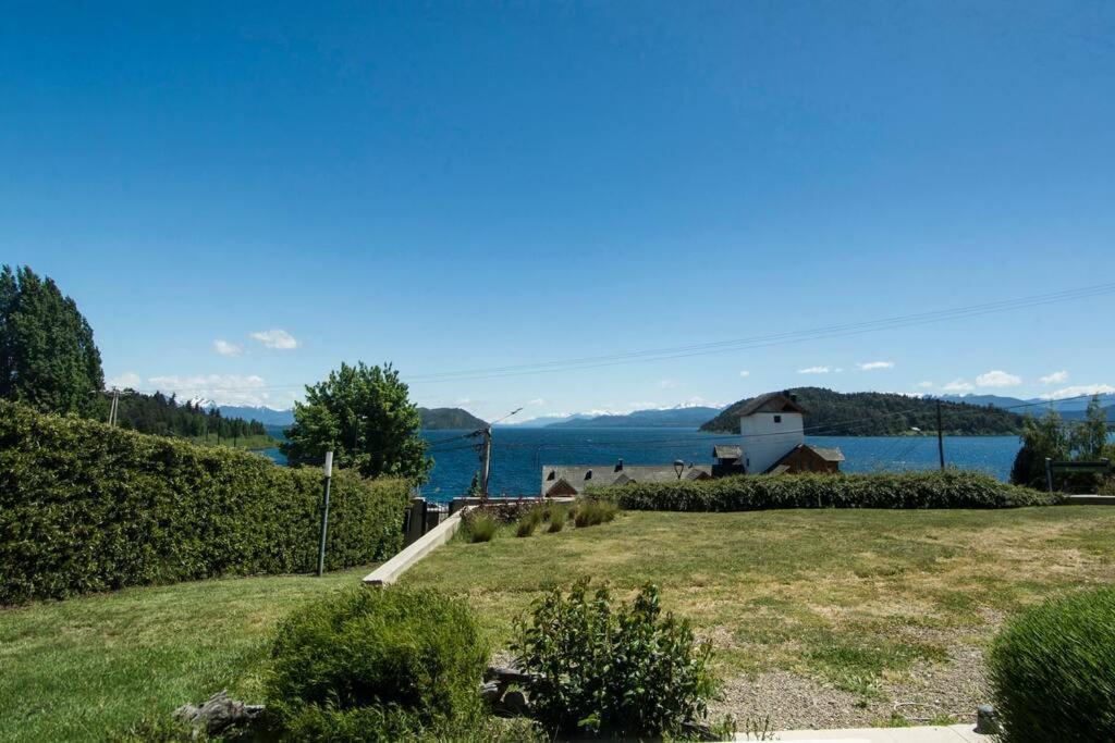 Hermoso Departamento Frente Al Con Piscina San Carlos de Bariloche