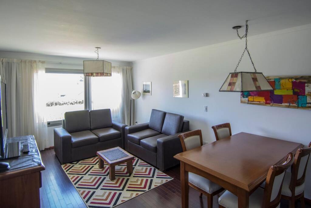 Apartamento Hermoso Departamento Frente Al Con Piscina San Carlos de Bariloche